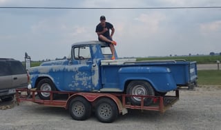 1958 Chevy Pick Up - Custom short bed stepside