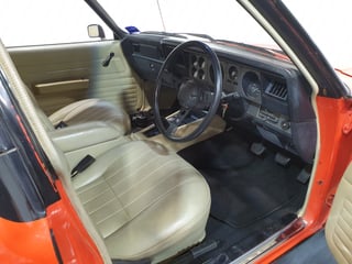 1977 HX Holden Sandman Panelvan