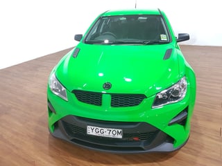 2017 HSV Gen F2 GTSR - Spitfire Green Manual