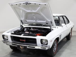 1974 Holden HQ Monaro GTS 308 4sp - Glacier White