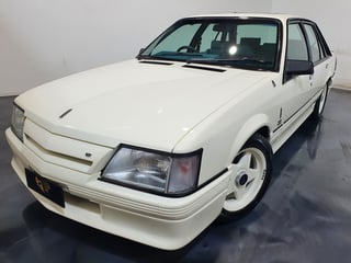 1985 Brock VK HDT Calais Director