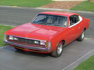 VH E55 Valiant Charger