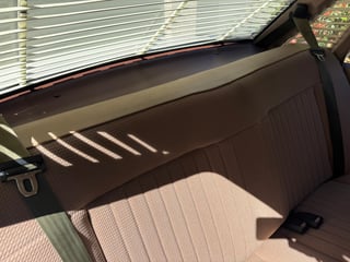 1985 Holden VK Commodore SL  4.9L V8 manual - 134 pack