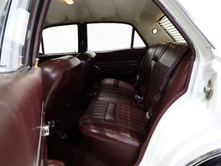 1971 Ford XY Fairmont 302 V8 - Ultra White