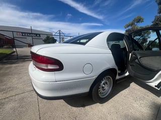 2000 VTII Commodore Executive  - Factory  5.7L Gen III LS1 6 spd Man