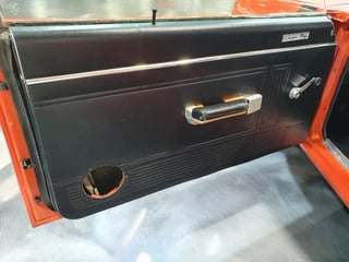 1972 VH E49 Valiant Charger R/T - BIG TANK