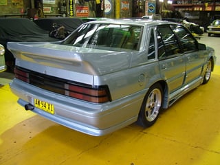 VL HSV Walkinshaw #38