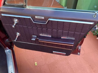 1966 Pontiac Bonneville Brougham - 389 V8