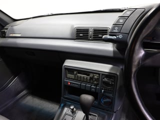 1990 Holden VN  5.0L V8 - SV Enhanced Build No E789 - Maranello Red