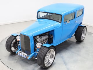 1932 Ford Tudor Hot Rod