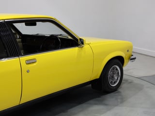 1977 Holden LX Torana SL 253 V8 Hatchback - Absinth Yellow
