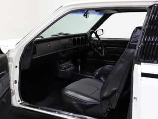 1976 Holden LX Torana SS Hatchback - 5.0L Trimatic - Cotillion White
