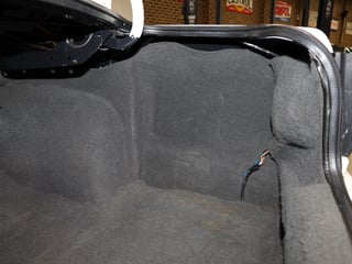 1989 HSV VN SV89 Build No 149 - Alpine White