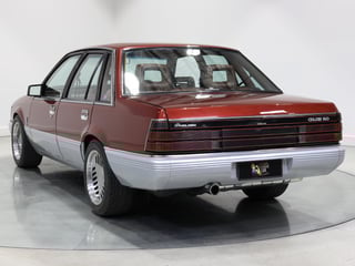 1985 Holden HDT VK Calais Director 333 Pack -  5.0 Litre V8