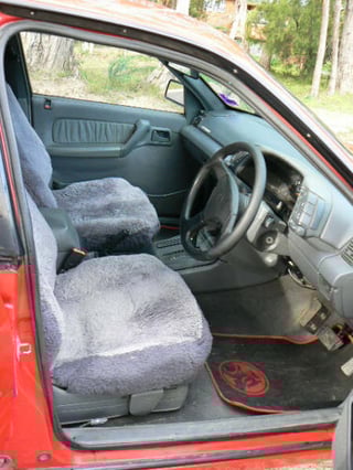 HSV Commodore VN SV LE #84