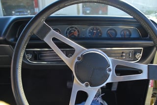 VH R/T E38 Valiant Charger