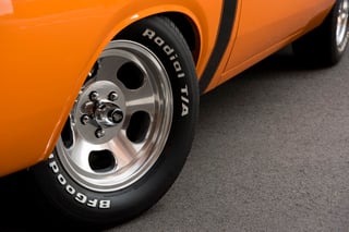 VH Valiant Pacer R/T Hardtop 340 6 Pack V8