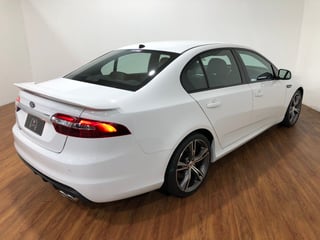 2015 FG-X Falcon XR8 Manual
