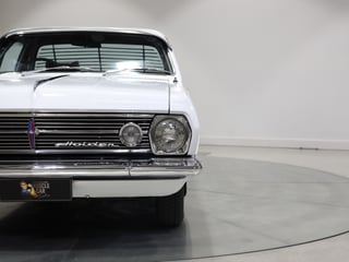 1967 Holden HR 186 S Utility - Grecian White