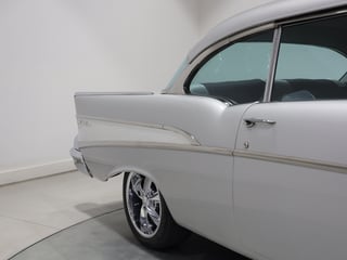 1957 Chevrolet Bel Air - Pillarless 2-Door Hardtop