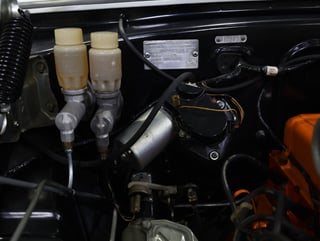 1967 Holden HR 186 S Utility - Grecian White