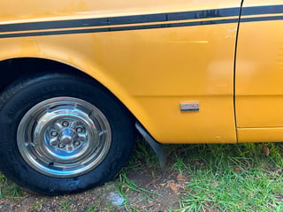 1971 Ford XY Falcon 500 GS 6cyl 250ci 2V - Toploader -Yellow Ochre 