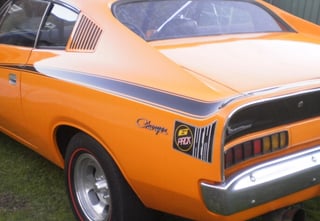 VH E49 Charger Replica