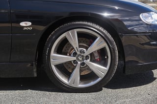 2000 HSV VX GTS 300 Build No.11