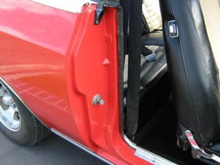 VH E55 Valiant Charger