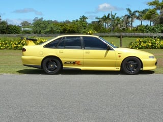 HSV VS GTS-R Commodore #11