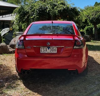 2011 VE Commodore SSV Redline - Patterson Cheney Race Sport RS350