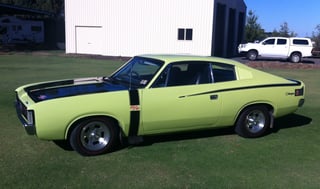 VH R/T Valiant Charger -