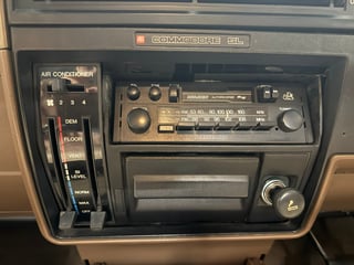 1985 Holden VK Commodore SL  4.9L V8 manual - 134 pack