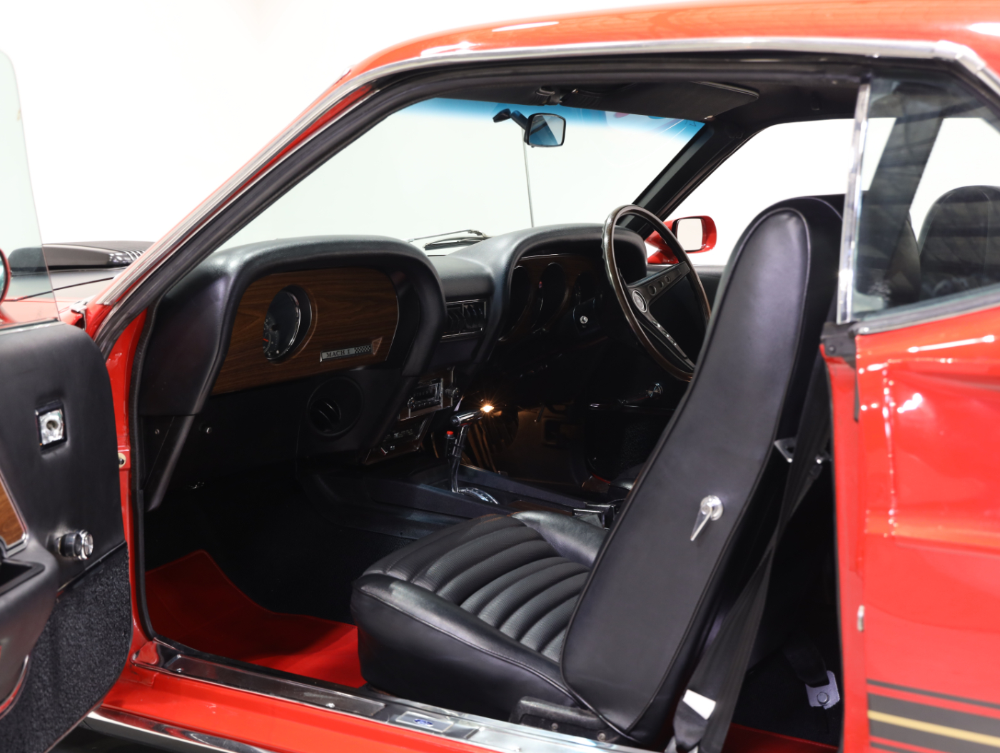 1969 Ford Mustang Mach 1 - Candy Apple Red 