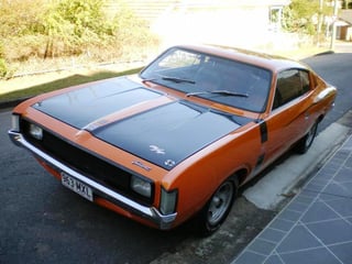 VJ Valiant Charger R/T Replica