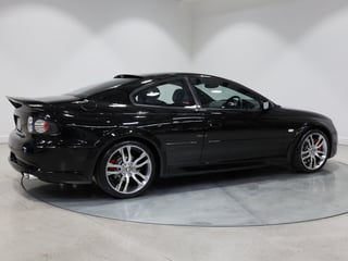2004 HSV VZ Coupe 4 Build No. 059 - 8,161 km - Phantom Black