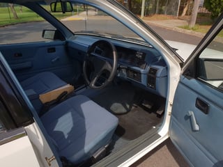 1987 VL Commodore Formula 5000 5.0L V8