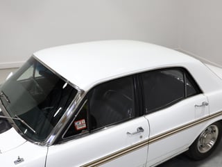 1971 Ford Falcon XY GT - Ultra White 