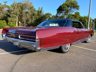 1966 Pontiac Bonneville Brougham - 389 V8