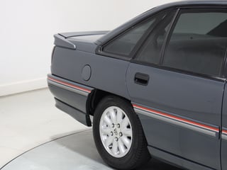 1990 Holden VN SS - Atlas Grey 