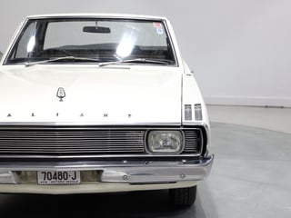 1971 Chrysler VG Valiant Wayfarer Utility 318ci Fireball V8 - Bondi Bleach White