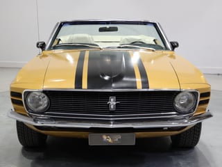 1970 Ford Mustang Convertible 302ci - Bright Gold 