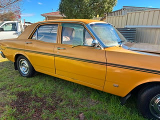 1971 Ford XY Falcon 500 GS 6cyl 250ci 2V - Toploader -Yellow Ochre 