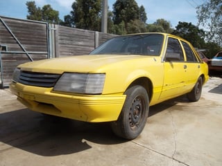 VK Commodore Ex Police Chaser