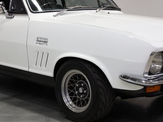 1973 Holden LJ Torana GTR XU1 Tribute - Glacier White