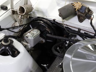 1971 Ford XY Fairmont 302ci Windsor - Ultra White