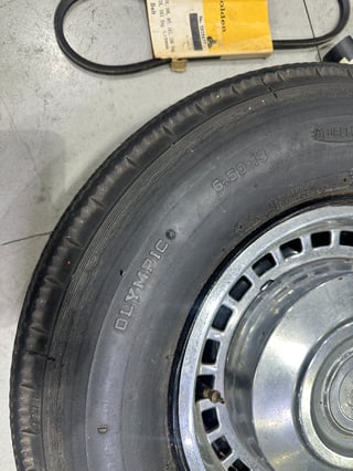 1967 Holden HR 186 S Utility - Grecian White