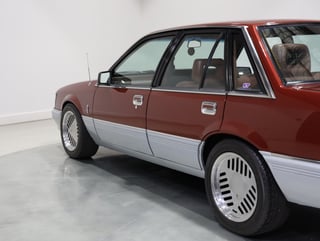 1985 Holden HDT VK Calais Director 333 Pack -  5.0 Litre V8