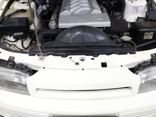 1989 HSV VN SV89 Build No 149 - Alpine White