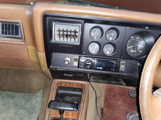 1978  Holden HZ Statesman DeVille 5.0L -Antelope Metallic